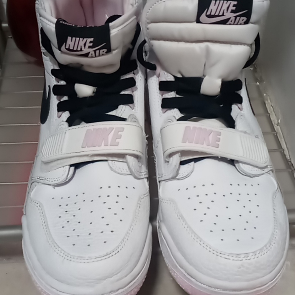 Nike jordan legacy